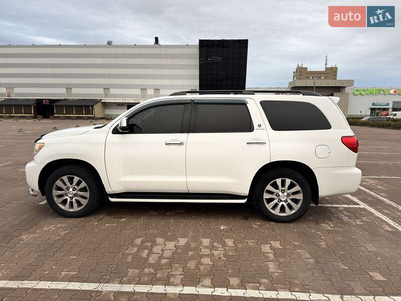 Внедорожник / Кроссовер Toyota Sequoia 2011 в Житомире фото Внедорожник / Кроссовер Toyota Sequoia 2011 в Житомире