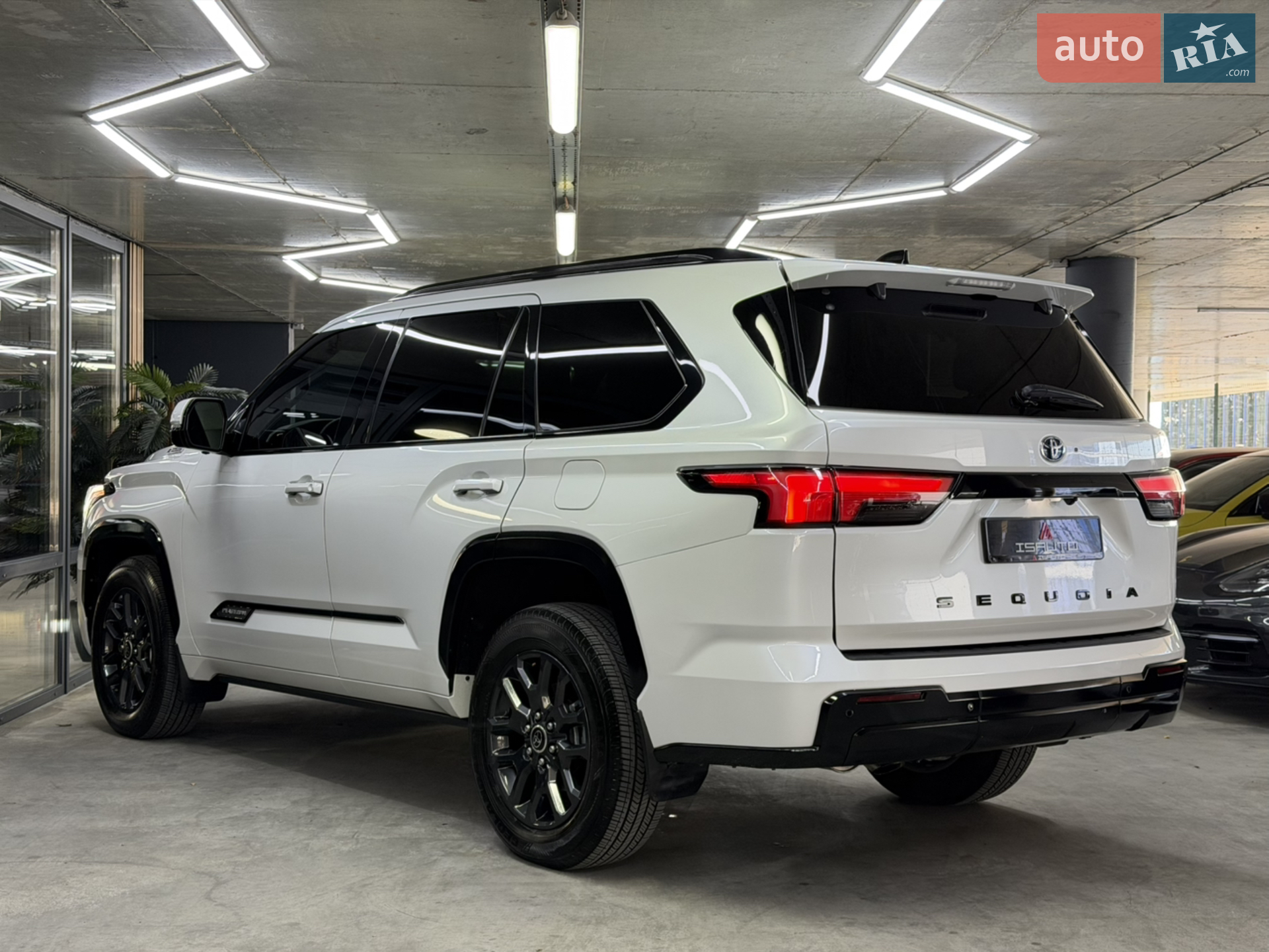 2023 Toyota Sequoia - мініатюра 11