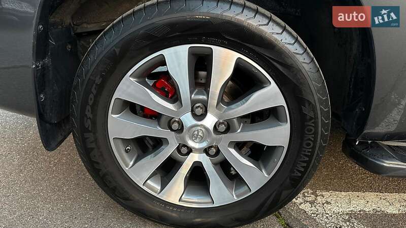 Внедорожник / Кроссовер Toyota Sequoia 2015 в Одессе фото 10 Внедорожник / Кроссовер Toyota Sequoia 2015 в Одессе