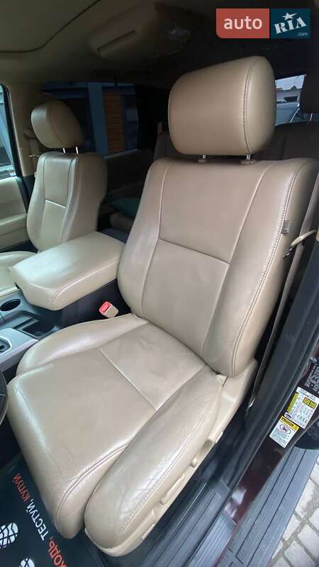 Внедорожник / Кроссовер Toyota Sequoia 2013 в Виннице фото 19 Внедорожник / Кроссовер Toyota Sequoia 2013 в Виннице