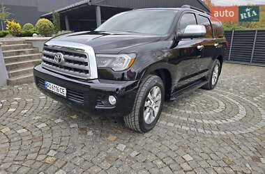 Позашляховик / Кросовер Toyota Sequoia 2016 в Ужгороді