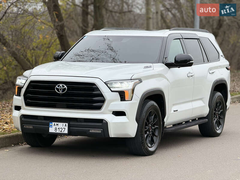 Позашляховик / Кросовер Toyota Sequoia 2023 в Києві