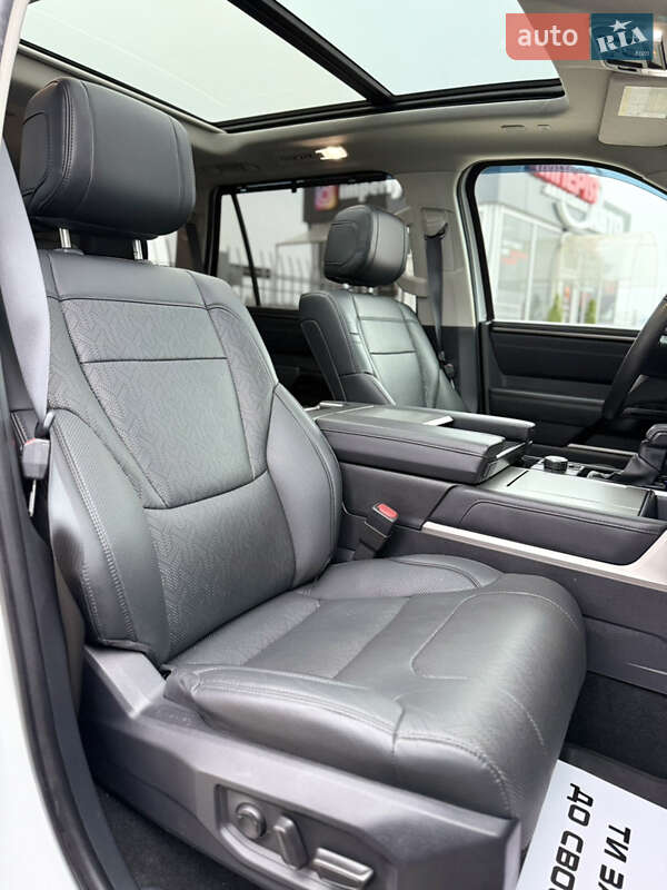 Позашляховик / Кросовер Toyota Sequoia 2023 в Києві