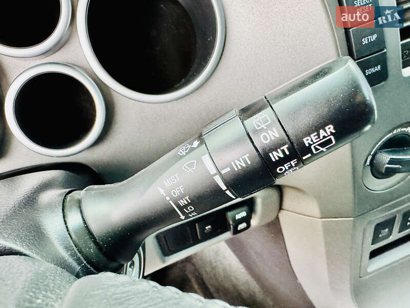 Позашляховик / Кросовер Toyota Sequoia 2015 в Києві