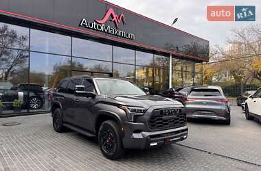 Позашляховик / Кросовер Toyota Sequoia 2023 в Одесі