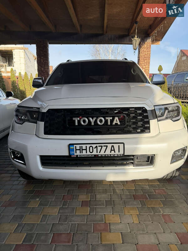 Внедорожник / Кроссовер Toyota Sequoia 2008 в Одессе