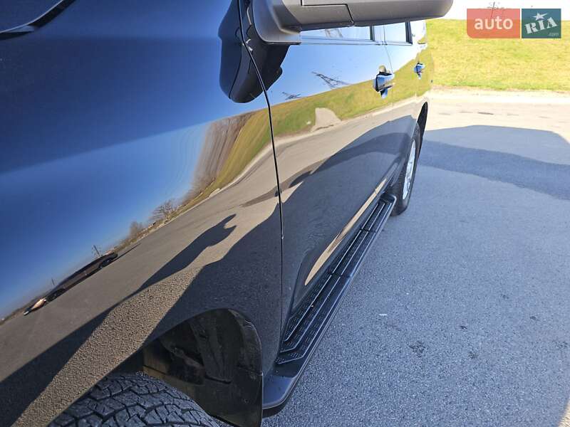 Позашляховик / Кросовер Toyota Sequoia 2008 в Дніпрі