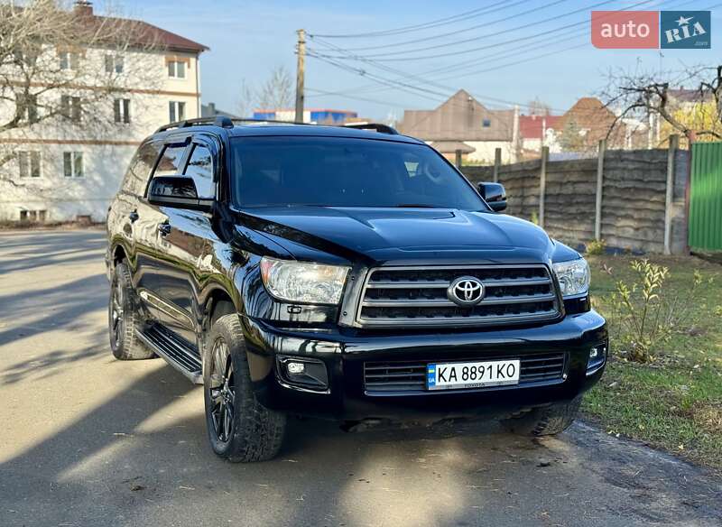 Внедорожник / Кроссовер Toyota Sequoia 2011 в Киеве фото 3 Внедорожник / Кроссовер Toyota Sequoia 2011 в Киеве