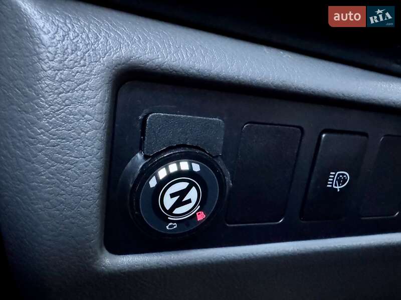 Внедорожник / Кроссовер Toyota Sequoia 2011 в Киеве фото 30 Внедорожник / Кроссовер Toyota Sequoia 2011 в Киеве