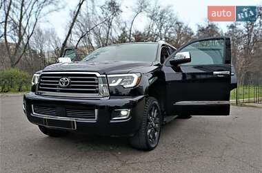Позашляховик / Кросовер Toyota Sequoia 2018 в Одесі