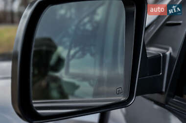 Внедорожник / Кроссовер Toyota Sequoia 2016 в Черкассах