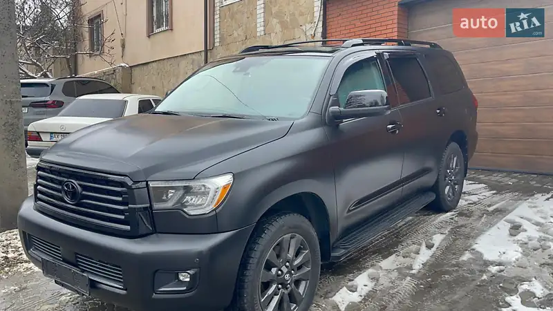 Toyota Sequoia