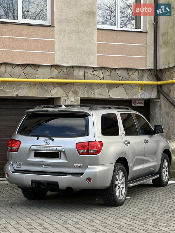 Внедорожник / Кроссовер Toyota Sequoia 2010 в Надворной фото 9 Внедорожник / Кроссовер Toyota Sequoia 2010 в Надворной