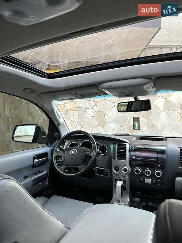 Внедорожник / Кроссовер Toyota Sequoia 2010 в Надворной фото 15 Внедорожник / Кроссовер Toyota Sequoia 2010 в Надворной