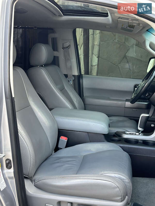 Внедорожник / Кроссовер Toyota Sequoia 2010 в Надворной фото 18 Внедорожник / Кроссовер Toyota Sequoia 2010 в Надворной