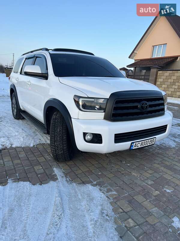 Внедорожник / Кроссовер Toyota Sequoia 2013 в Луцке фото 34 Внедорожник / Кроссовер Toyota Sequoia 2013 в Луцке