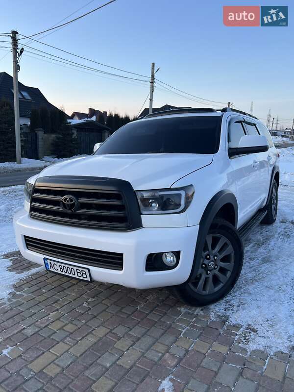 Внедорожник / Кроссовер Toyota Sequoia 2013 в Луцке фото Внедорожник / Кроссовер Toyota Sequoia 2013 в Луцке