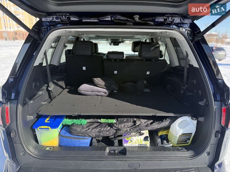 Внедорожник / Кроссовер Toyota Sequoia 2024 в Ирпене