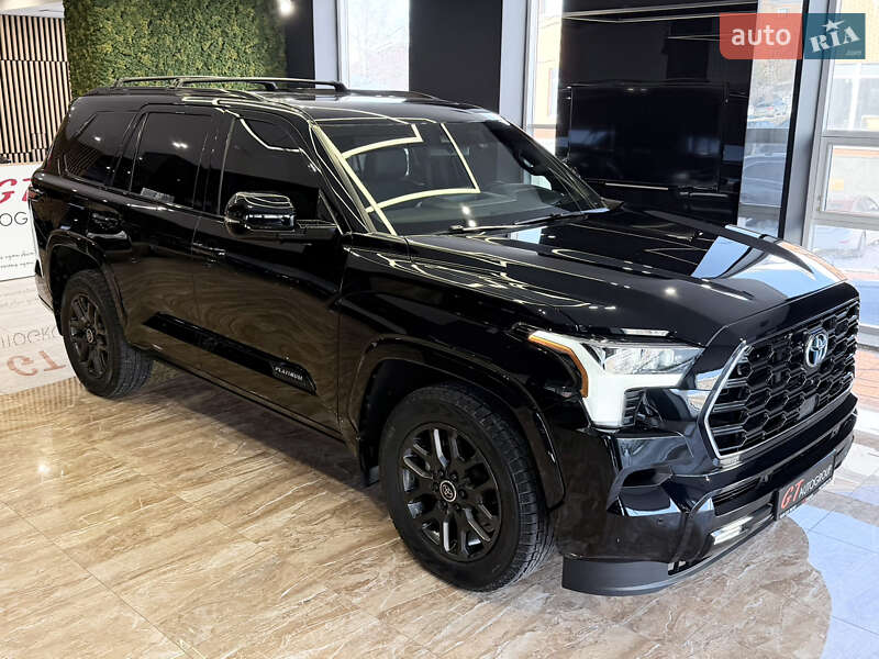 Внедорожник / Кроссовер Toyota Sequoia 2024 в Киеве