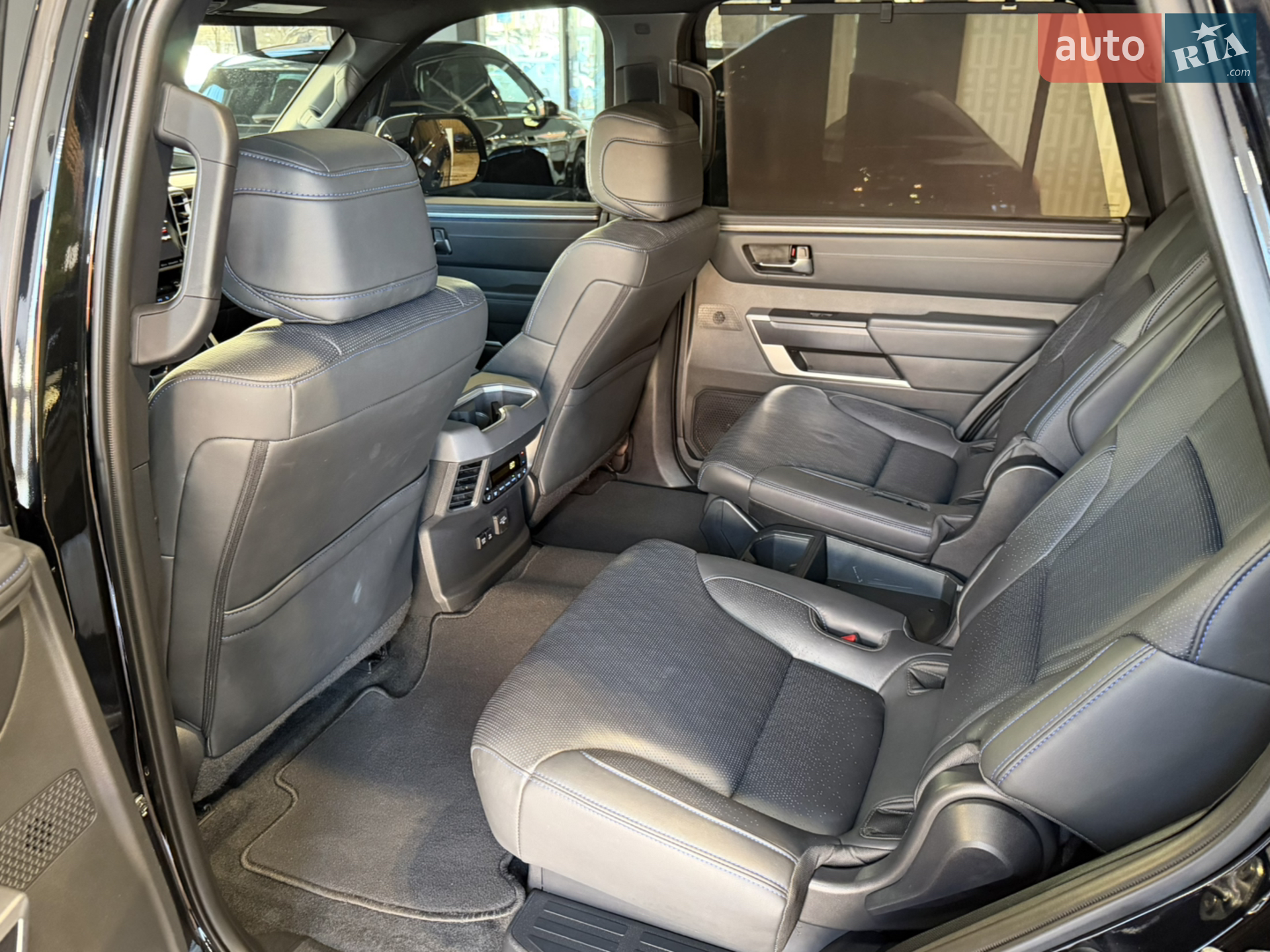 2024 Toyota Sequoia - мініатюра 52