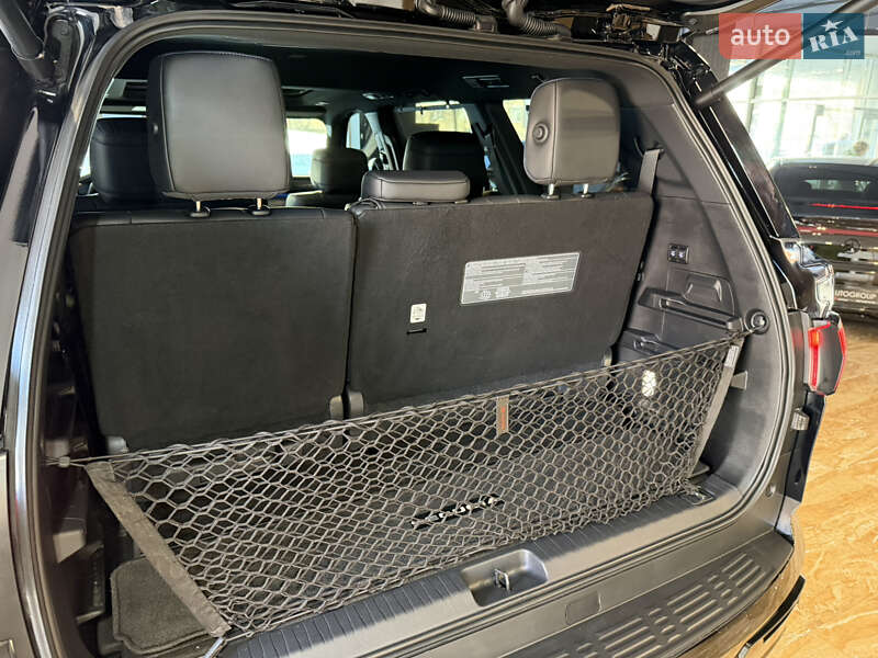Внедорожник / Кроссовер Toyota Sequoia 2024 в Киеве