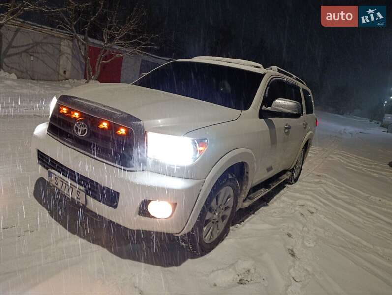 Внедорожник / Кроссовер Toyota Sequoia 2008 в Смеле фото 4 Внедорожник / Кроссовер Toyota Sequoia 2008 в Смеле