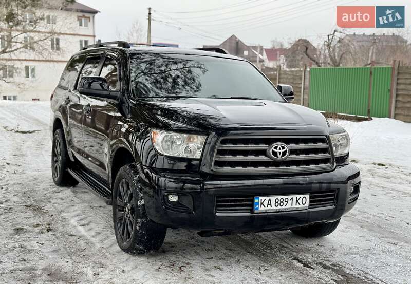 Внедорожник / Кроссовер Toyota Sequoia 2011 в Киеве фото 2 Внедорожник / Кроссовер Toyota Sequoia 2011 в Киеве