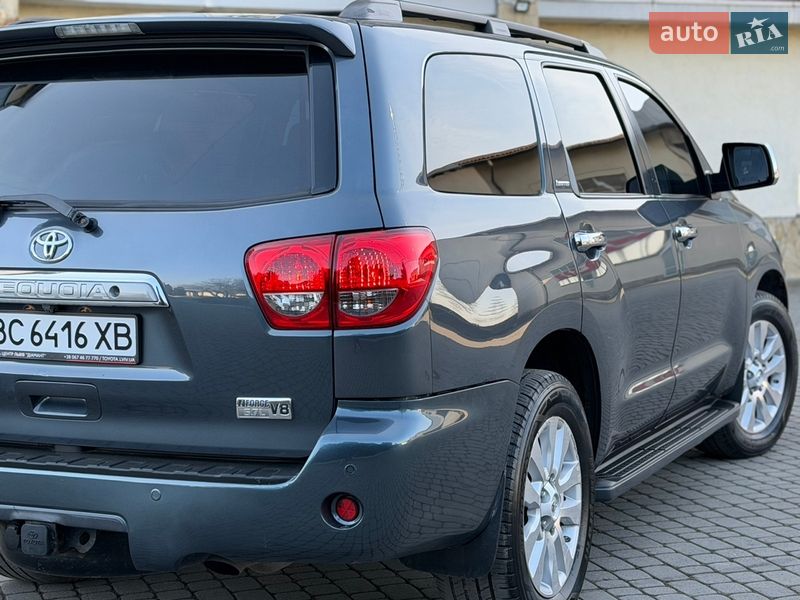 Внедорожник / Кроссовер Toyota Sequoia 2008 в Львове