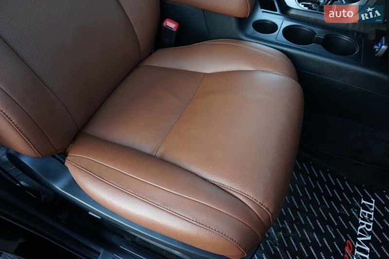 Внедорожник / Кроссовер Toyota Sequoia 2008 в Одессе