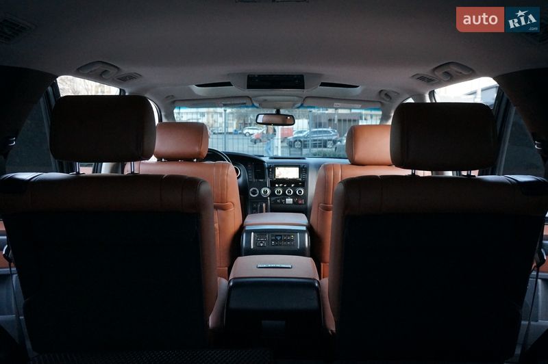 Внедорожник / Кроссовер Toyota Sequoia 2008 в Одессе