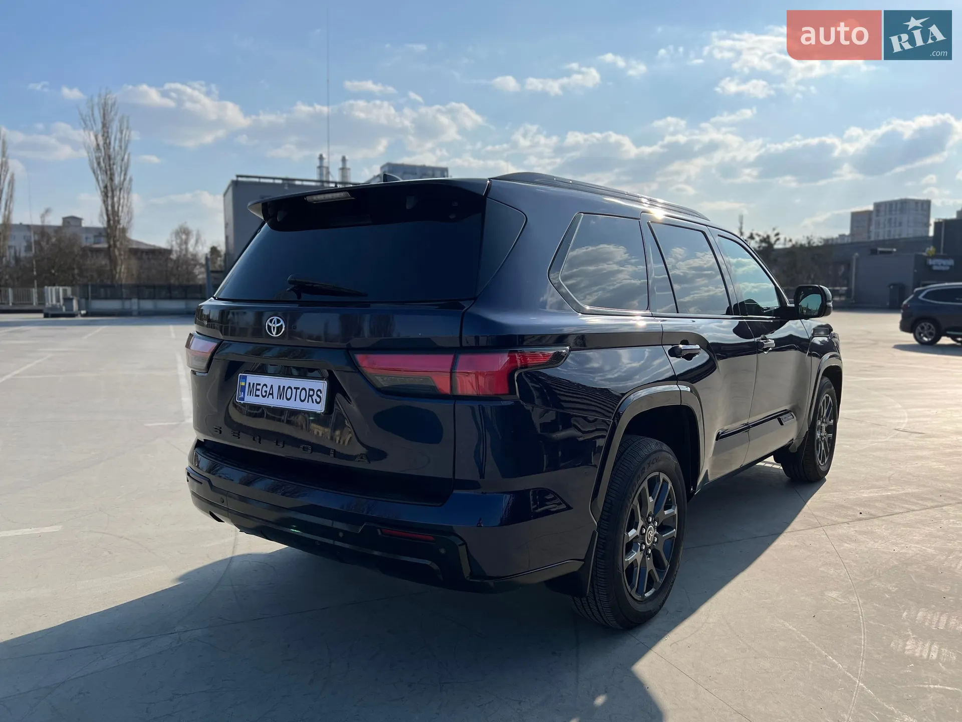 2022 Toyota Sequoia - мініатюра 3