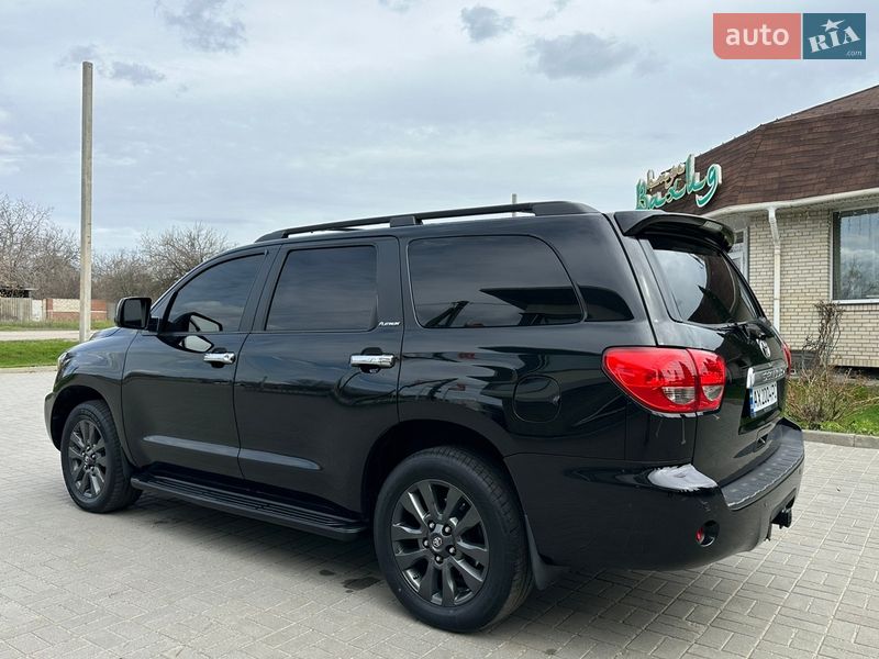 Позашляховик / Кросовер Toyota Sequoia 2008 в Харкові
