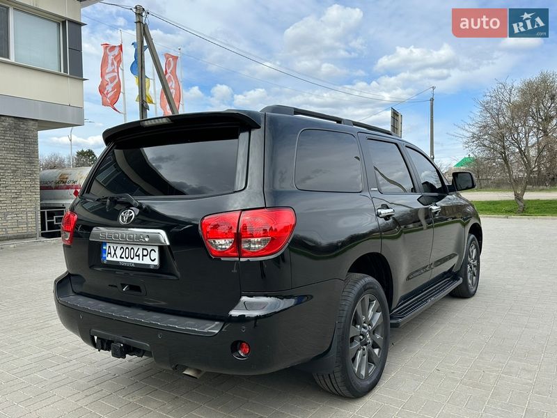 Позашляховик / Кросовер Toyota Sequoia 2008 в Харкові