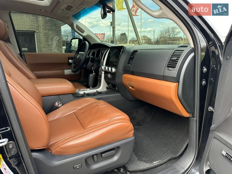 Позашляховик / Кросовер Toyota Sequoia 2008 в Харкові