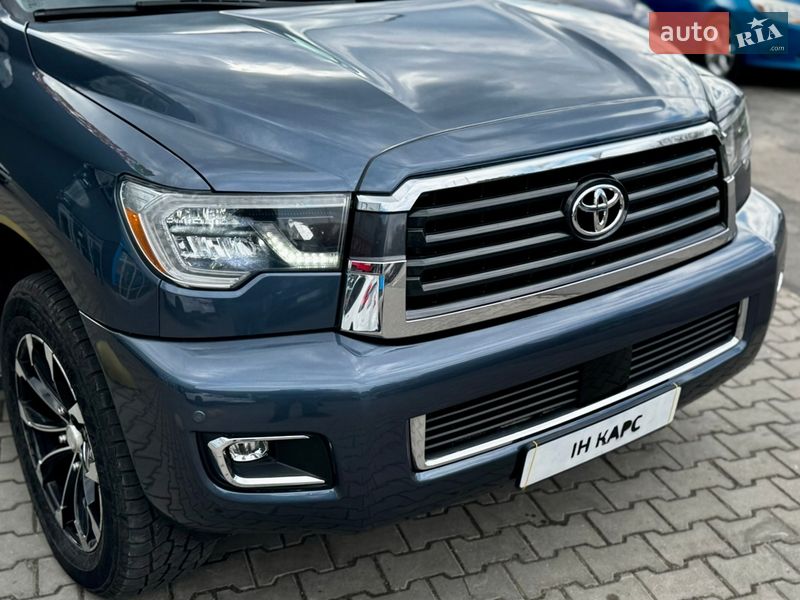 Внедорожник / Кроссовер Toyota Sequoia 2017 в Одессе фото 8 Внедорожник / Кроссовер Toyota Sequoia 2017 в Одессе