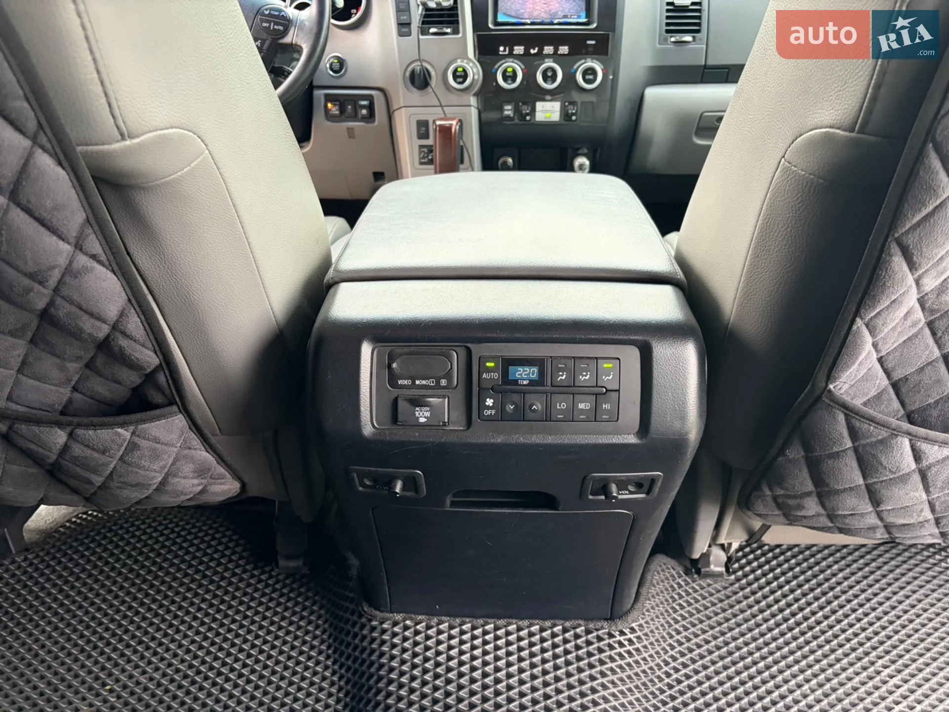2012 Toyota Sequoia - мініатюра 29