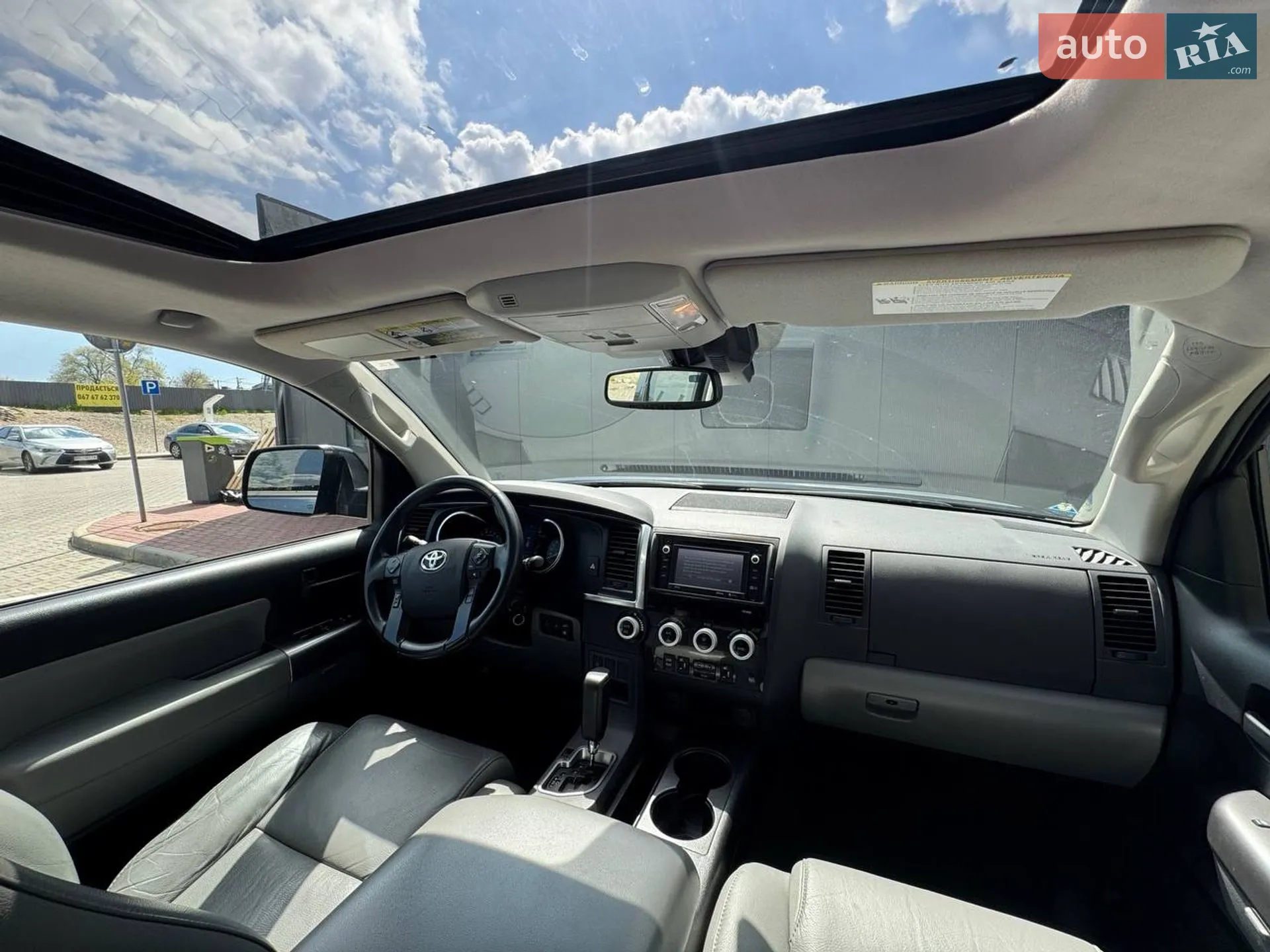 2018 Toyota Sequoia - мініатюра 38