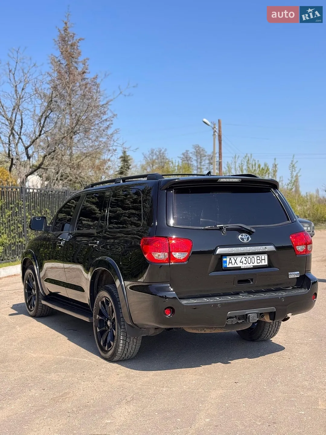 2010 Toyota Sequoia - мініатюра 9