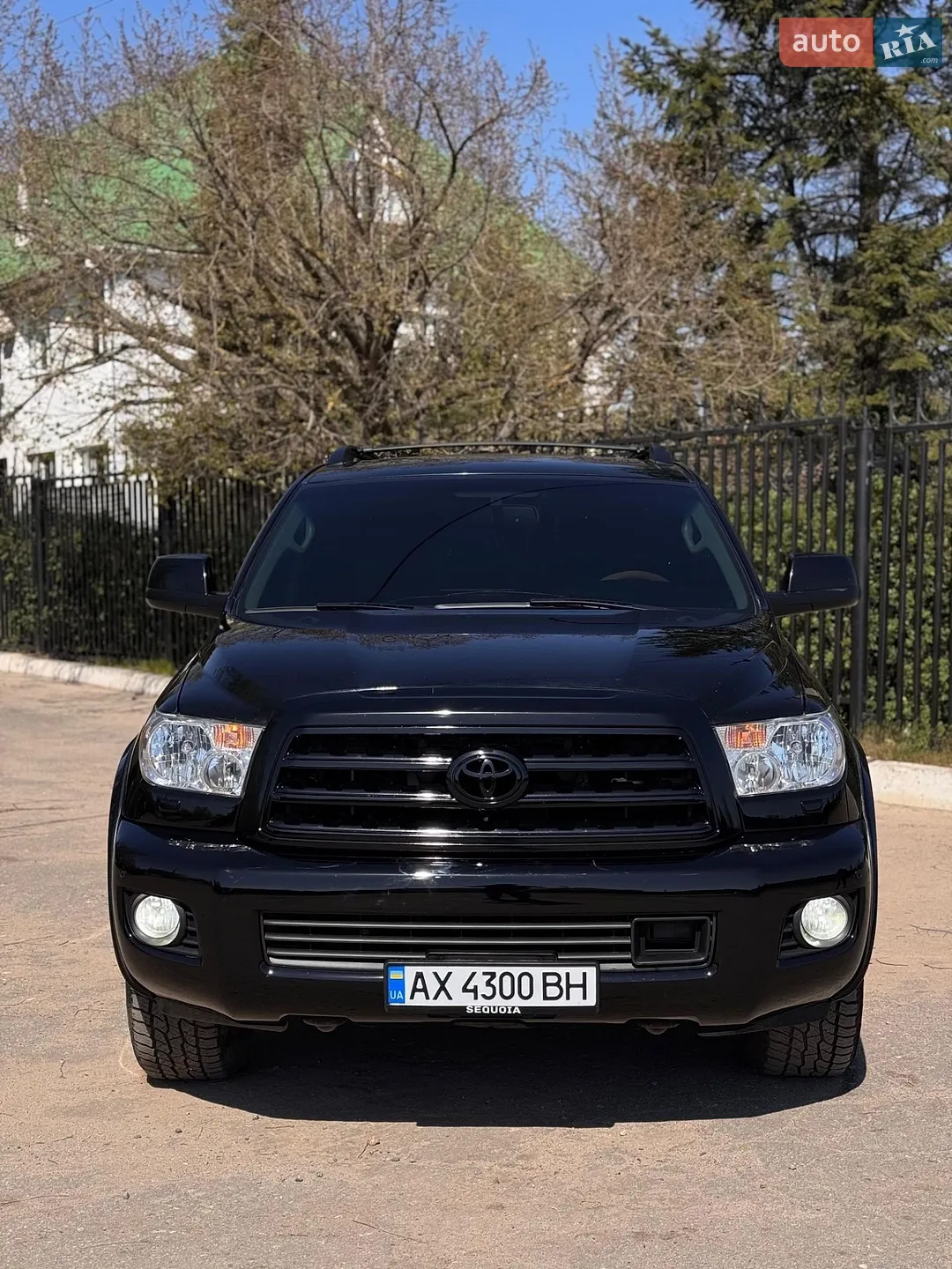2010 Toyota Sequoia - мініатюра 2