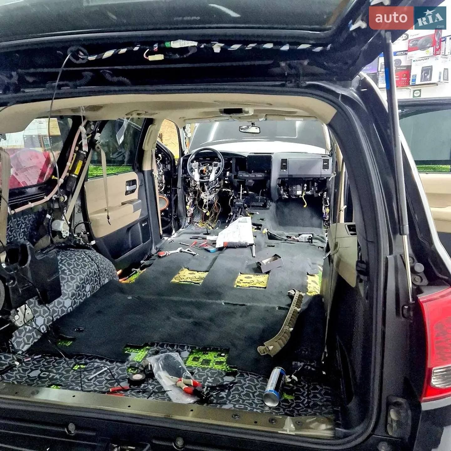 2016 Toyota Sequoia - мініатюра 43