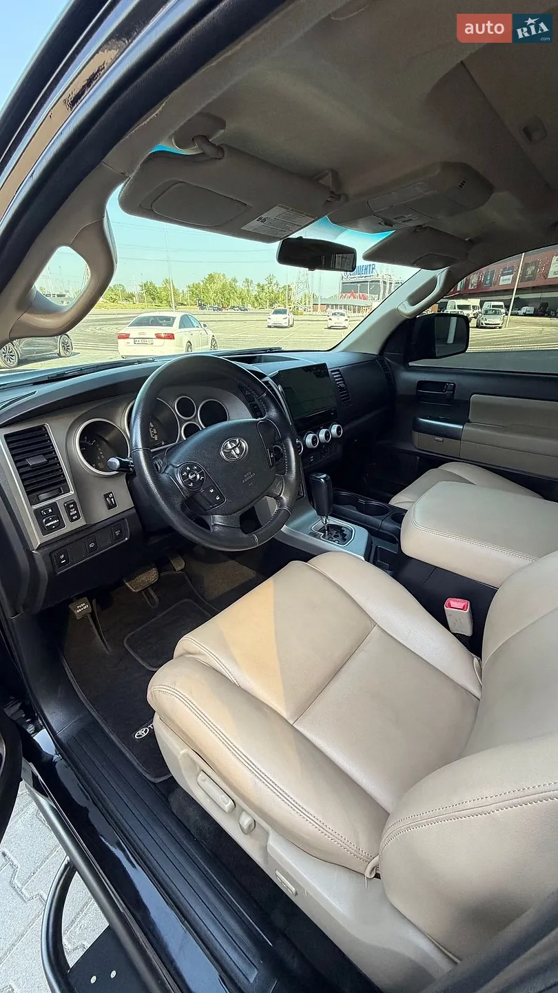 2013 Toyota Sequoia - мініатюра 22