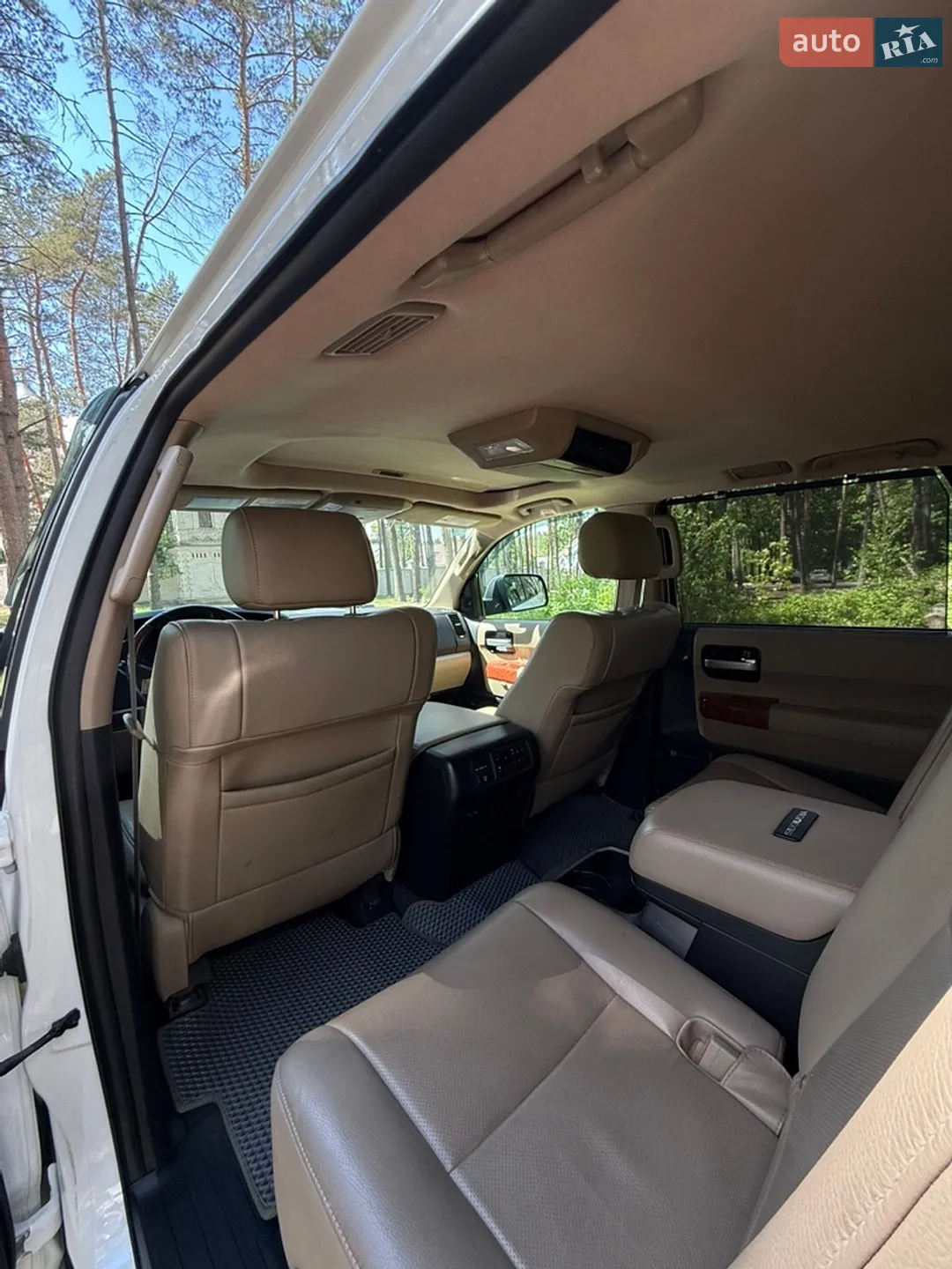 2019 Toyota Sequoia - мініатюра 14