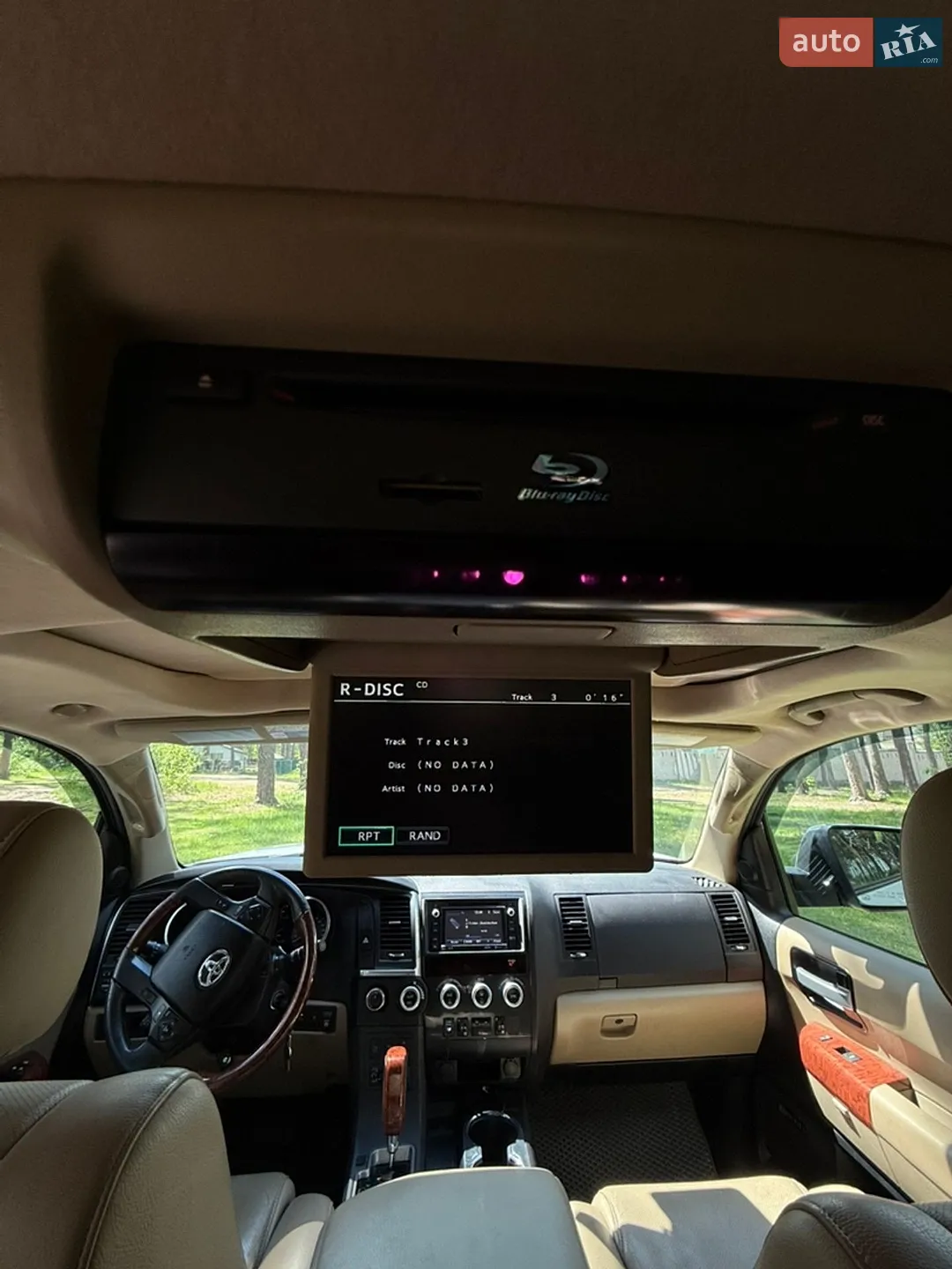 2019 Toyota Sequoia - мініатюра 17