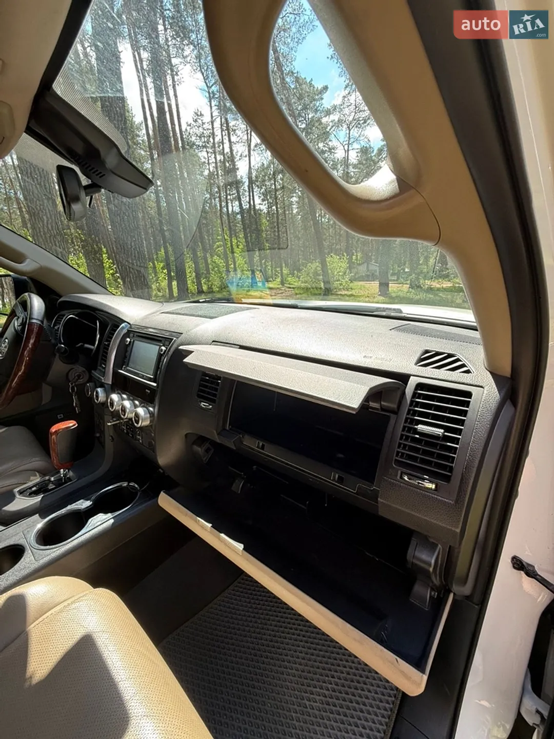 2019 Toyota Sequoia - мініатюра 22