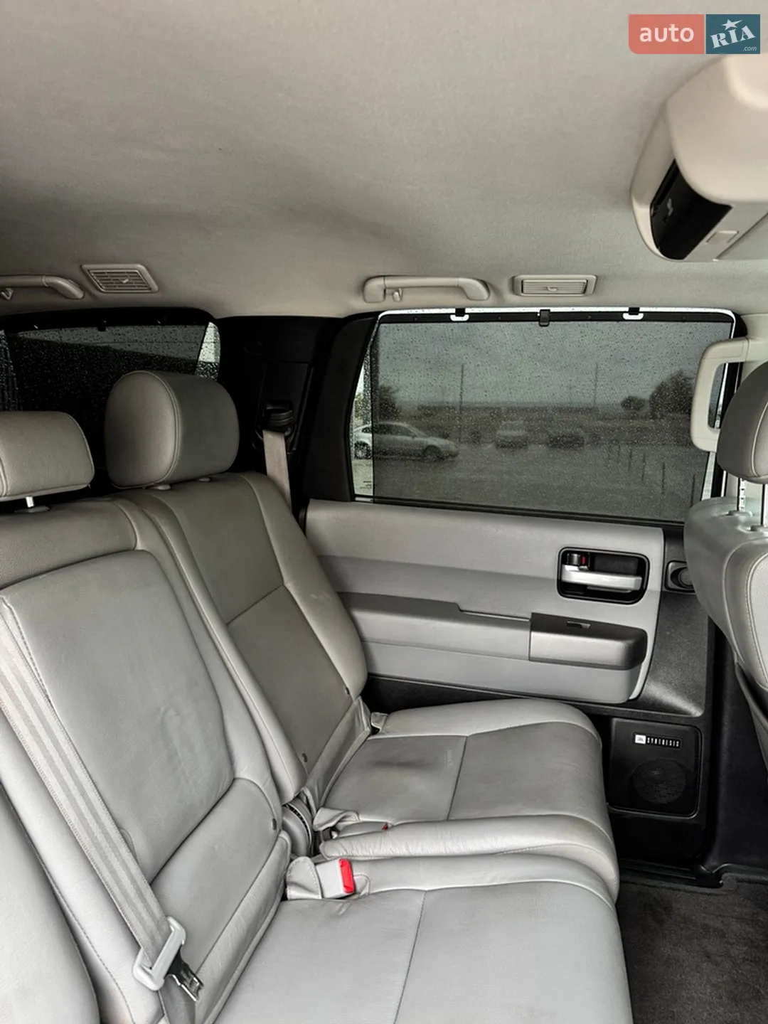 2014 Toyota Sequoia - мініатюра 18