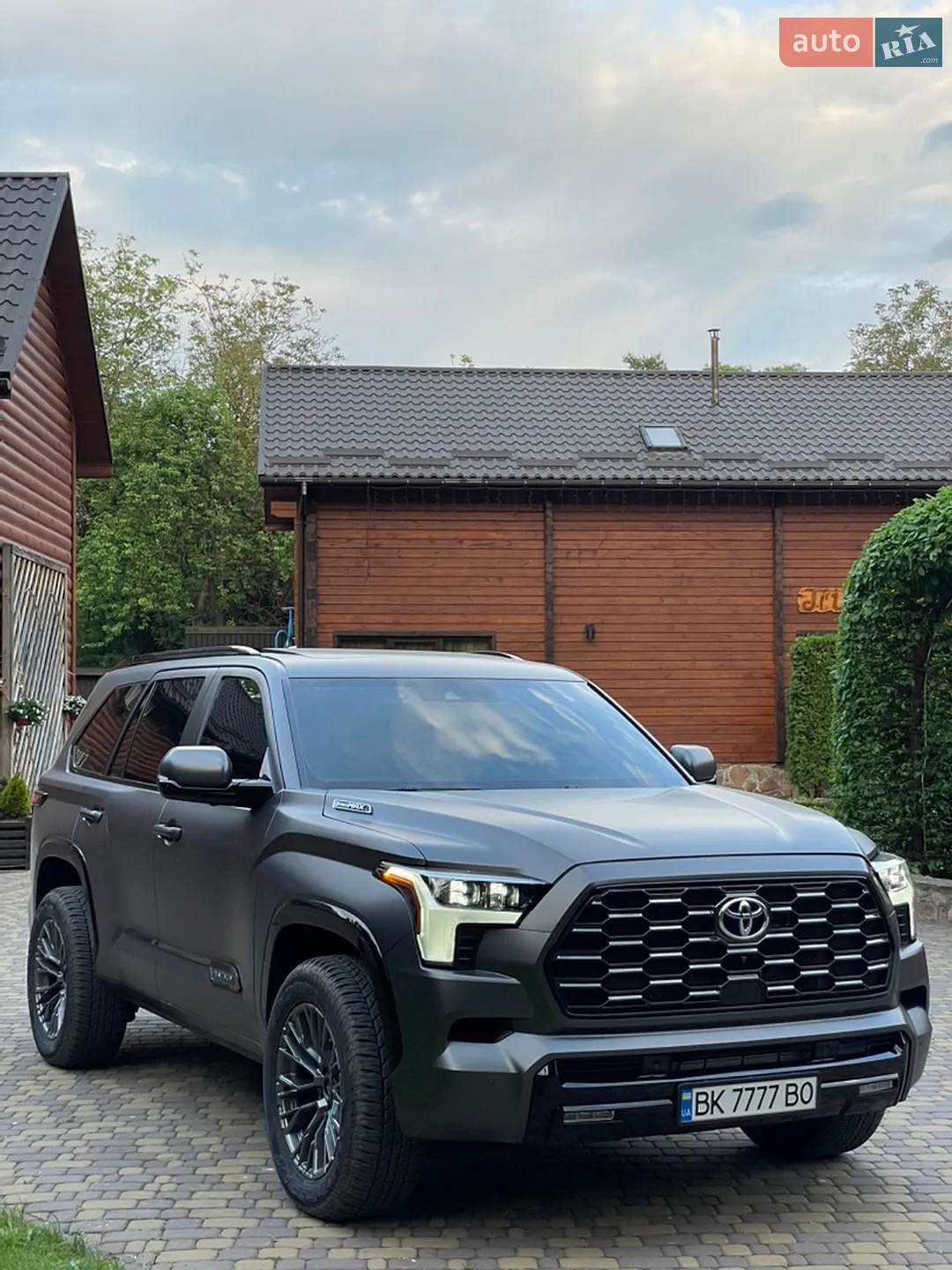 2022 Toyota Sequoia - мініатюра 18