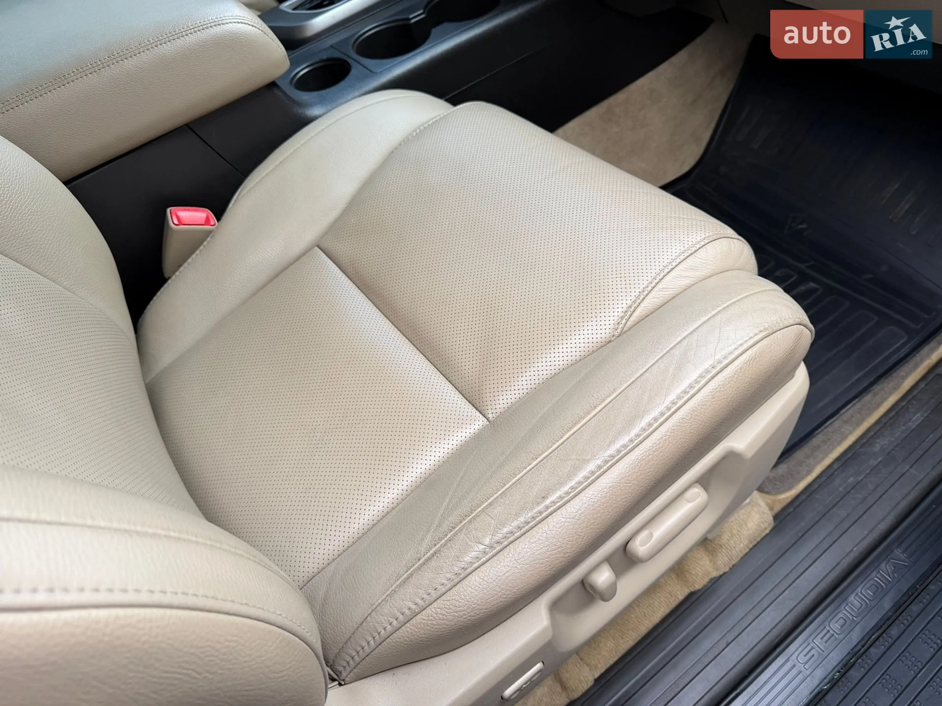 2010 Toyota Sequoia - мініатюра 84
