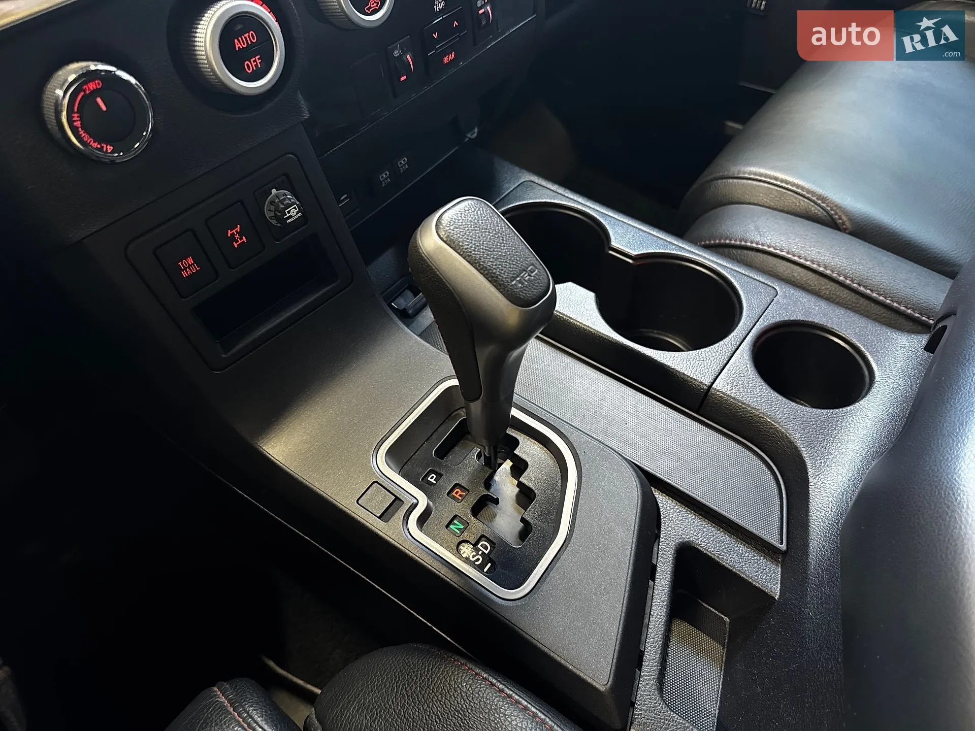 2021 Toyota Sequoia - мініатюра 27