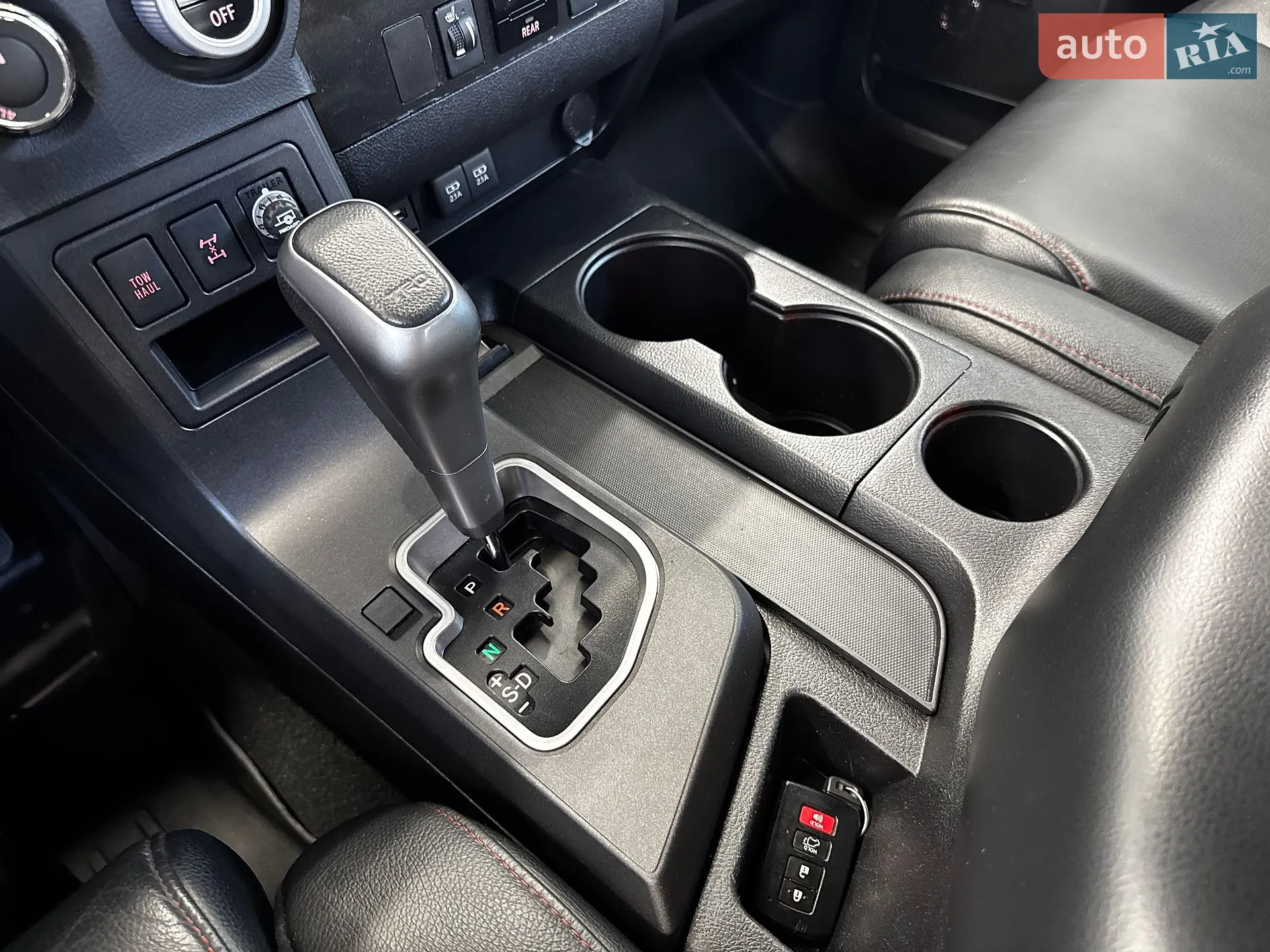 2021 Toyota Sequoia - мініатюра 26