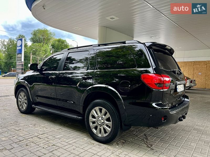Позашляховик / Кросовер Toyota Sequoia 2008 в Дніпрі фото 14 Позашляховик / Кросовер Toyota Sequoia 2008 в Дніпрі